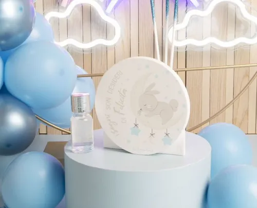 Bomboniera Nascita Battesimo Claraluna diffusore cuore con coniglietto azzurro