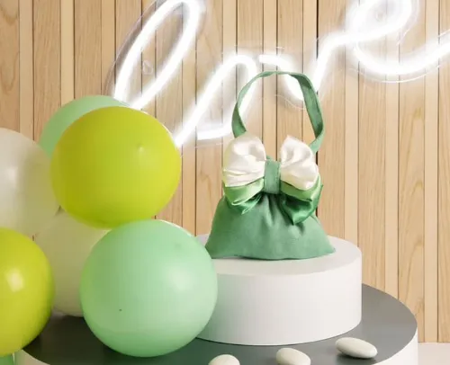 Sacchetto colore verde e bianco con fiocco a forma di borsetta claraluna