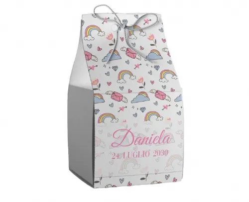 Scatolina porta confetti personalizzata quadrata bianca con arcobaleni lettere cuoricini
